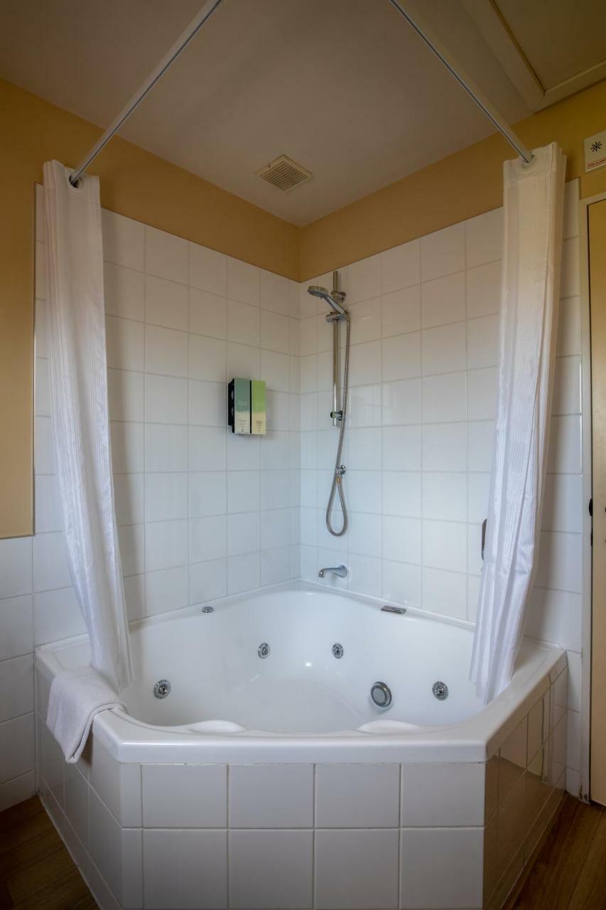 כרייסטצ'רץ' Abbella Lodge Motel מראה חיצוני תמונה